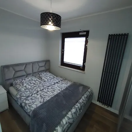 Chmielna - Waterlane Island *