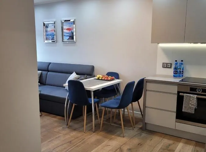 Chmielna - Waterlane Island アパート