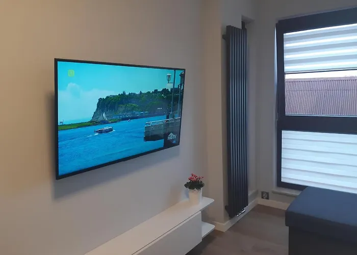 Chmielna - Waterlane Island